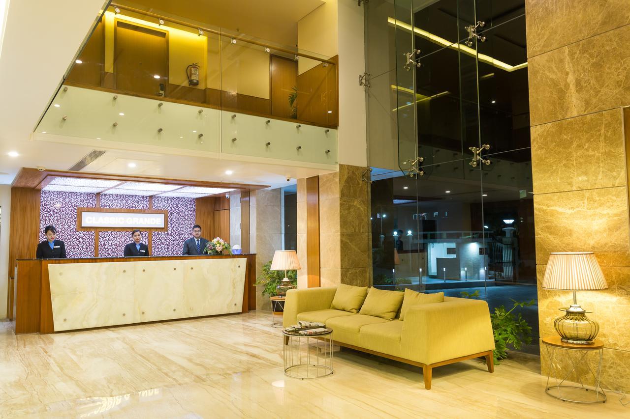 Classic Grande,A Member Of Radisson Imphal Zewnętrze zdjęcie